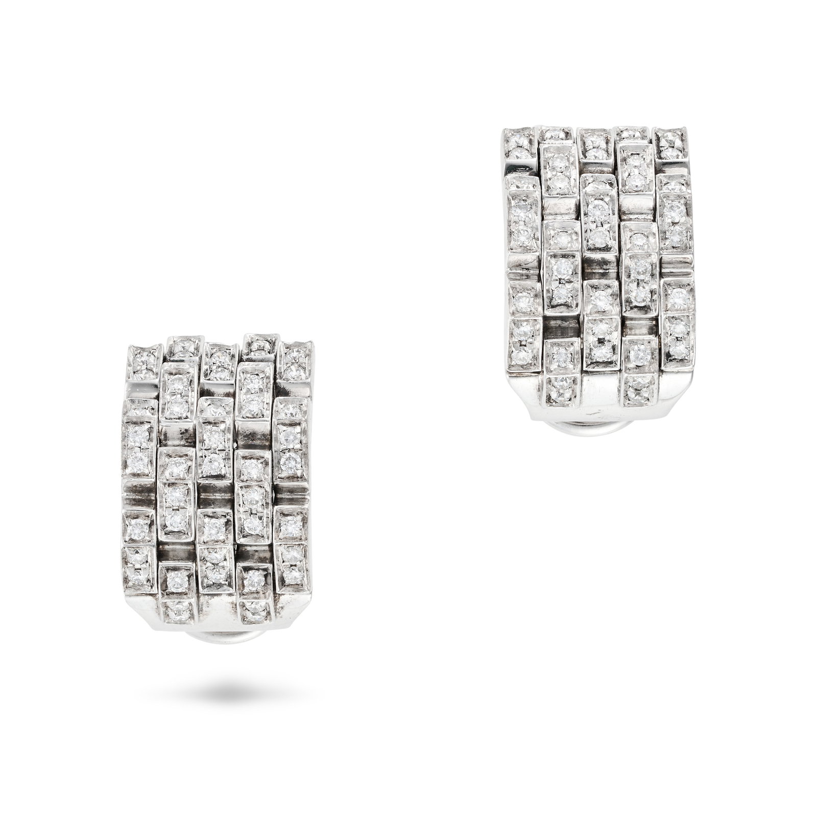 CHIMENTO, A PAIR OF DIAMOND EARRINGS each in woven design set throughout with round brilliant cut: CHIMENTO, A PAIR OF DIAMOND EARRINGS each in woven design set throughout with round brilliant cut diamonds, the diamonds all totalling 0.9-1.0 carats, signed Chimento, stamped 750, 1.8cm, 16.2g.