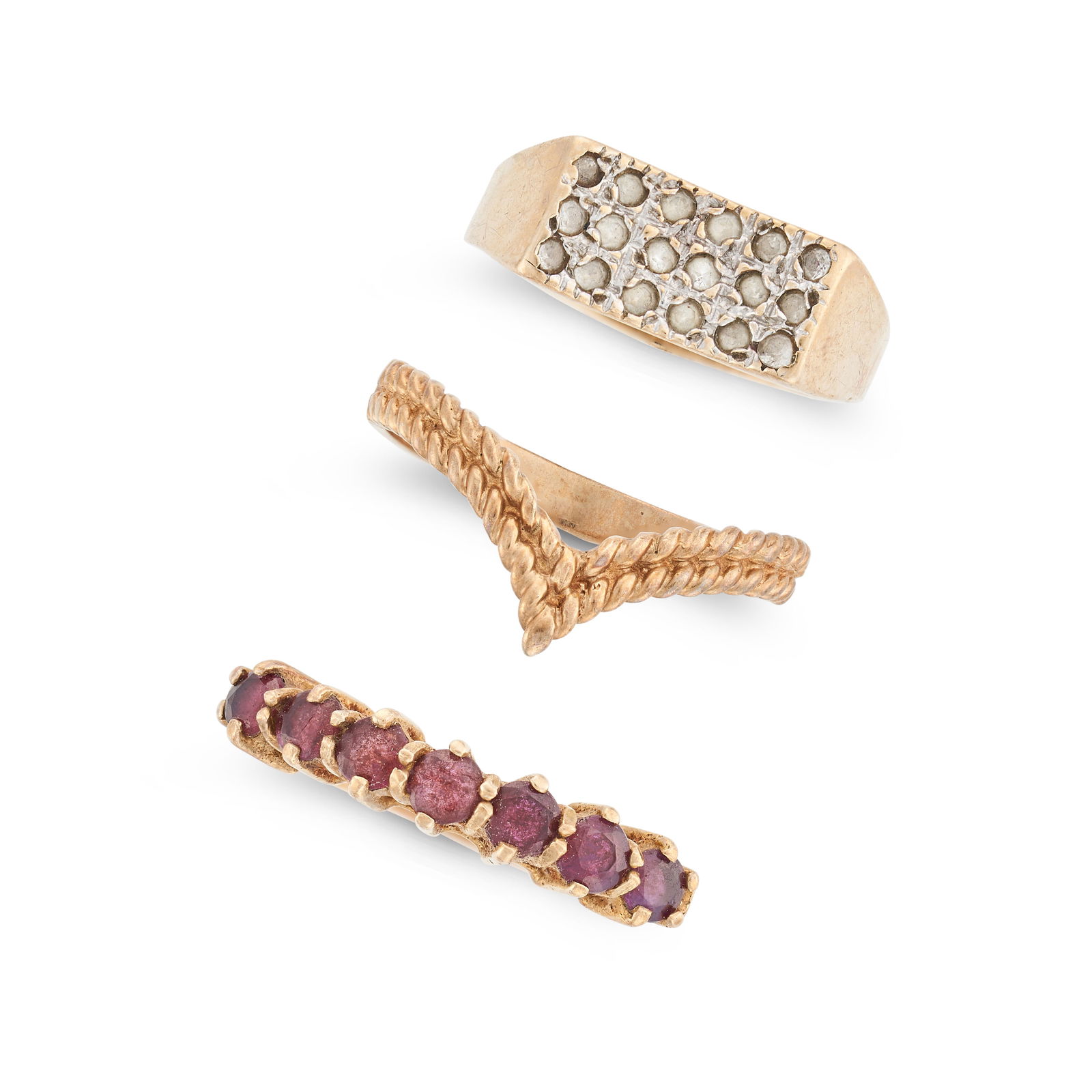 NO RESERVE - A COLLECTION OF RINGS comprising a band ring in 9ct yellow gold, the band in opework (1 of 1)