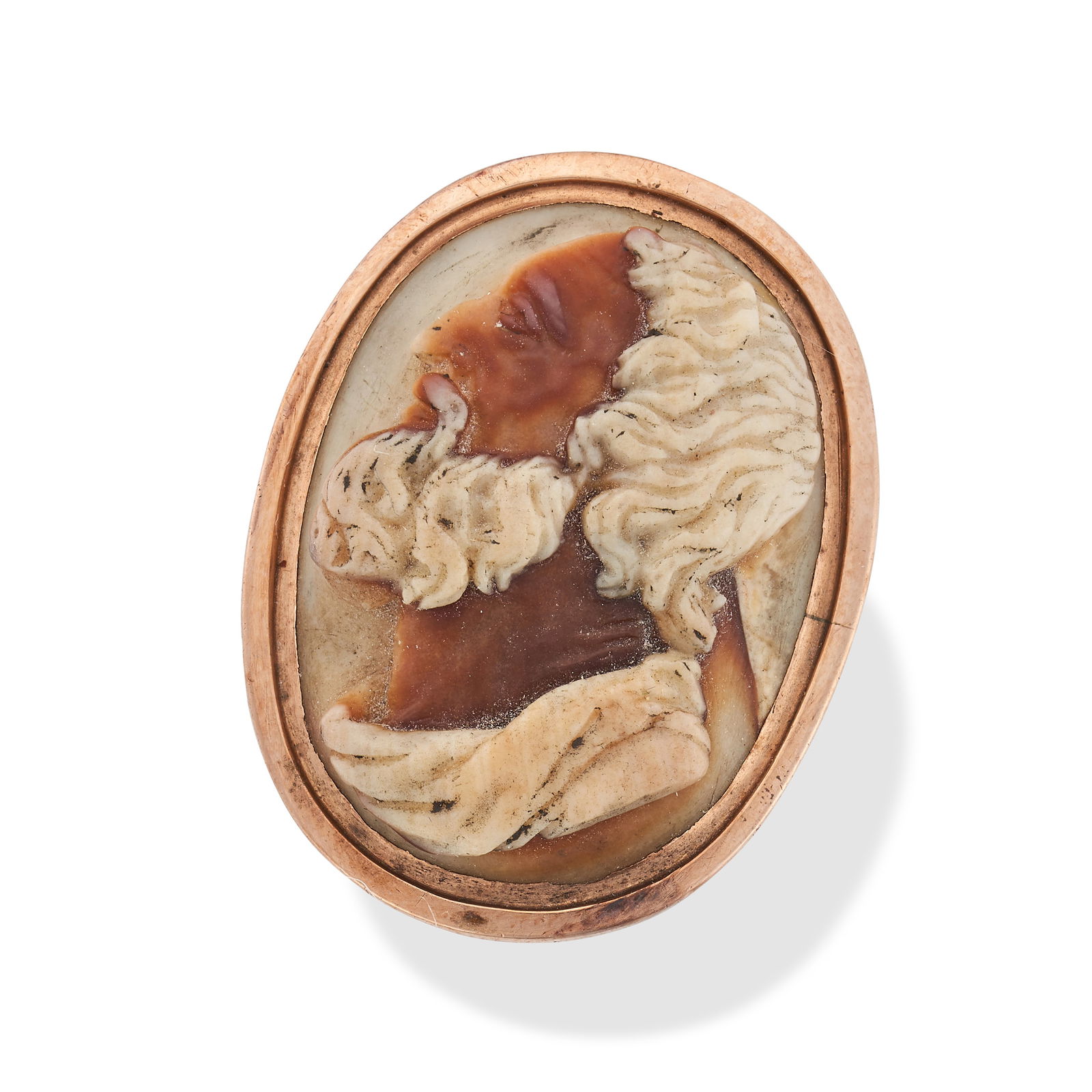A FINE ANTIQUE AGATE CAMEO RING, 19TH CENTURY in yellow gold, set with an oval agate cameo carved to: A FINE ANTIQUE AGATE CAMEO RING, 19TH CENTURY in yellow gold, set with an oval agate cameo carved to depict a bearded man, no assay marks, size N1/2 / 7, 13.6g.