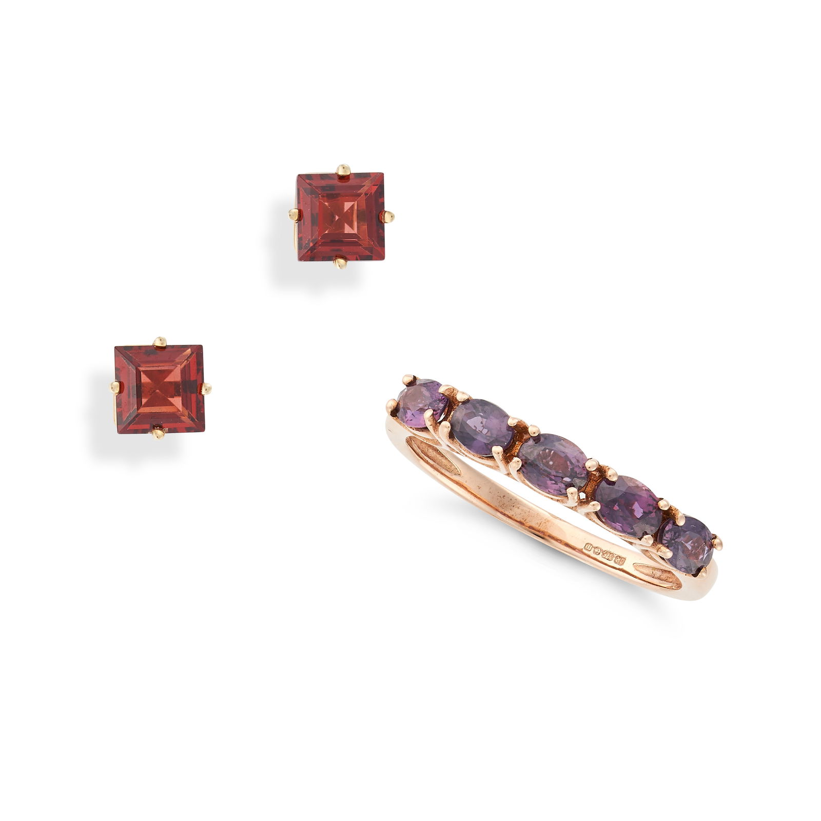 NO RESERVE  - A SPINEL HALF ETERNITY RING AND PAIR OF GARNET STUD EARRINGS the ring set with five (1 of 1)
