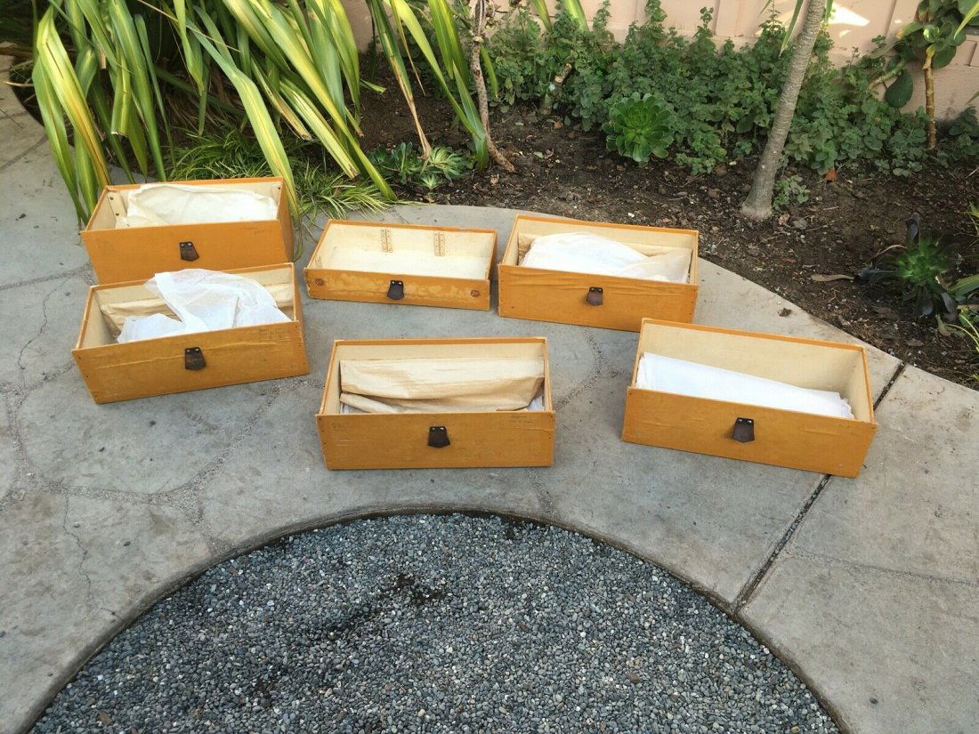 LOUIS VUITTON Wardrobe steamer trunk interior shelving (1 of 1)