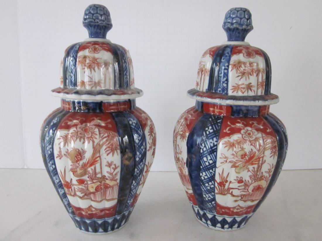 Pr 19thC Chinese Imari Urns (1 of 4)