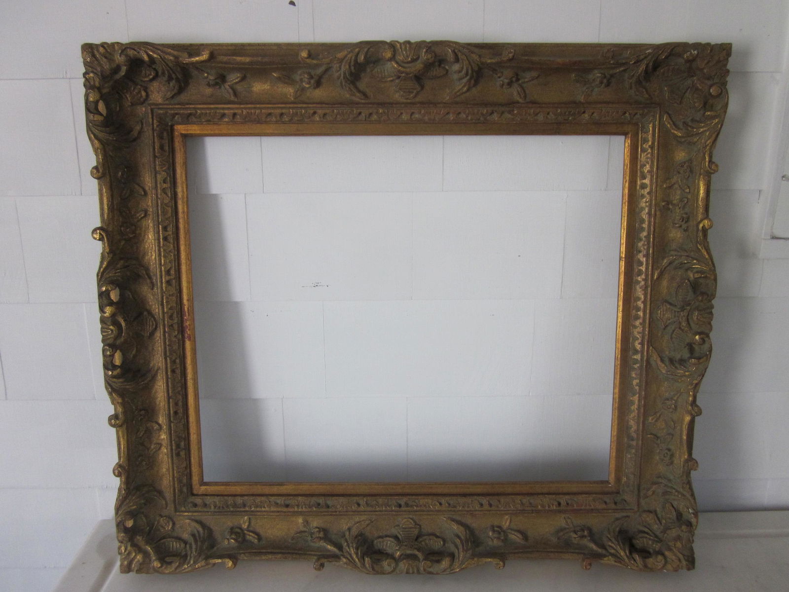 Giltwood Frame (1 of 3)