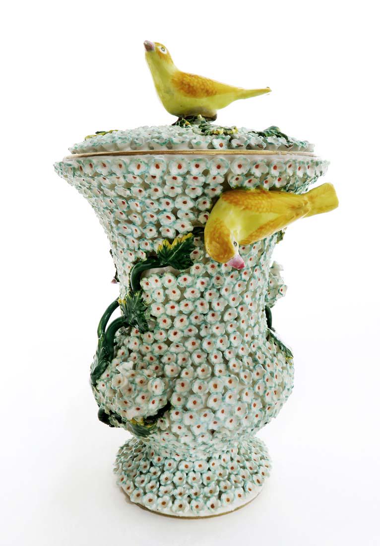 19th C. Meissen Snowball Schneeballen Lidded vase (1 of 7)