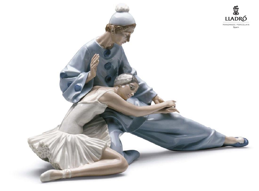 A Lladro "Closing Scene" Porcelain sculpture (1 of 8)