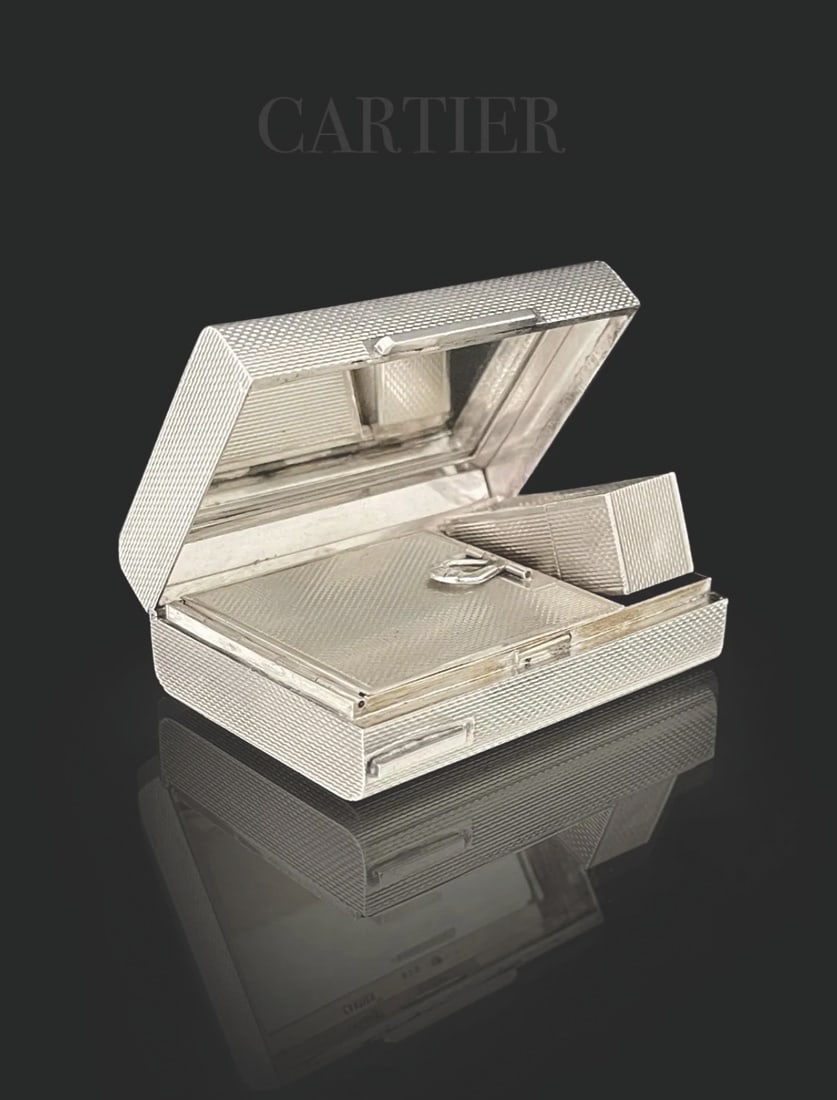 A CARTIER Fine Quality Silver Makeup Vanity Case (1 of 5)