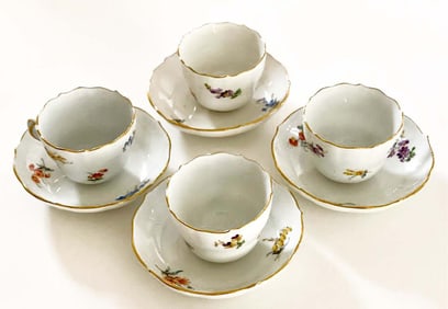 A Meissen Demitasse Cup & Saucer Set (4 Pieces)