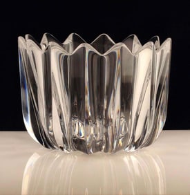 A Vintage Swedish Orrefors Fleur Crystal Bowl, Signed