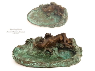 Sleeping Venus, A Jeanne Itasse-Broquet Bronze Figural Centerpiece, Signed