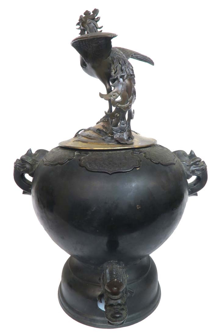 A Large Chinese Bronze Samovar, Signed, 18th C. - 5