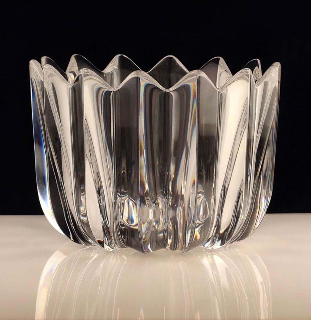 A Vintage Swedish Orrefors Fleur Crystal Bowl, Signed (1 of 5)