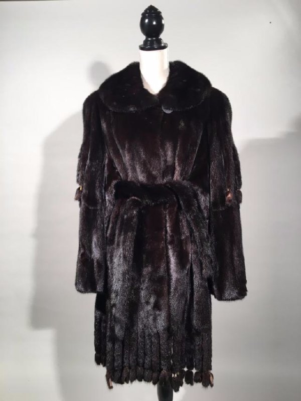 Bisang Fourrures Ranch Mink Coat With Tassels (1 of 13)