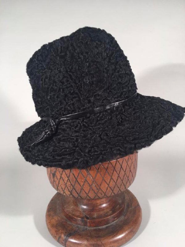 Persian Lamb Hat (1 of 4)