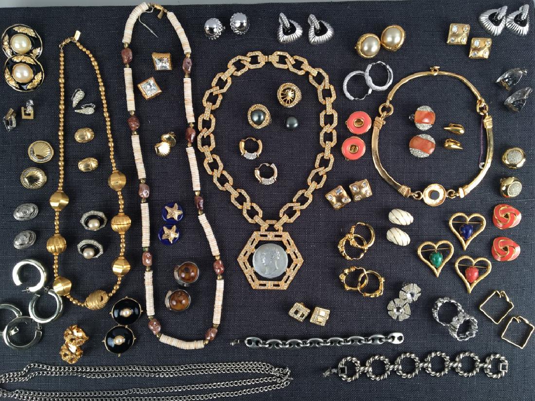 Costume Jewelry, Designer: Approx. 50 pieces of costume jewelry mostly by Kenneth Lane.