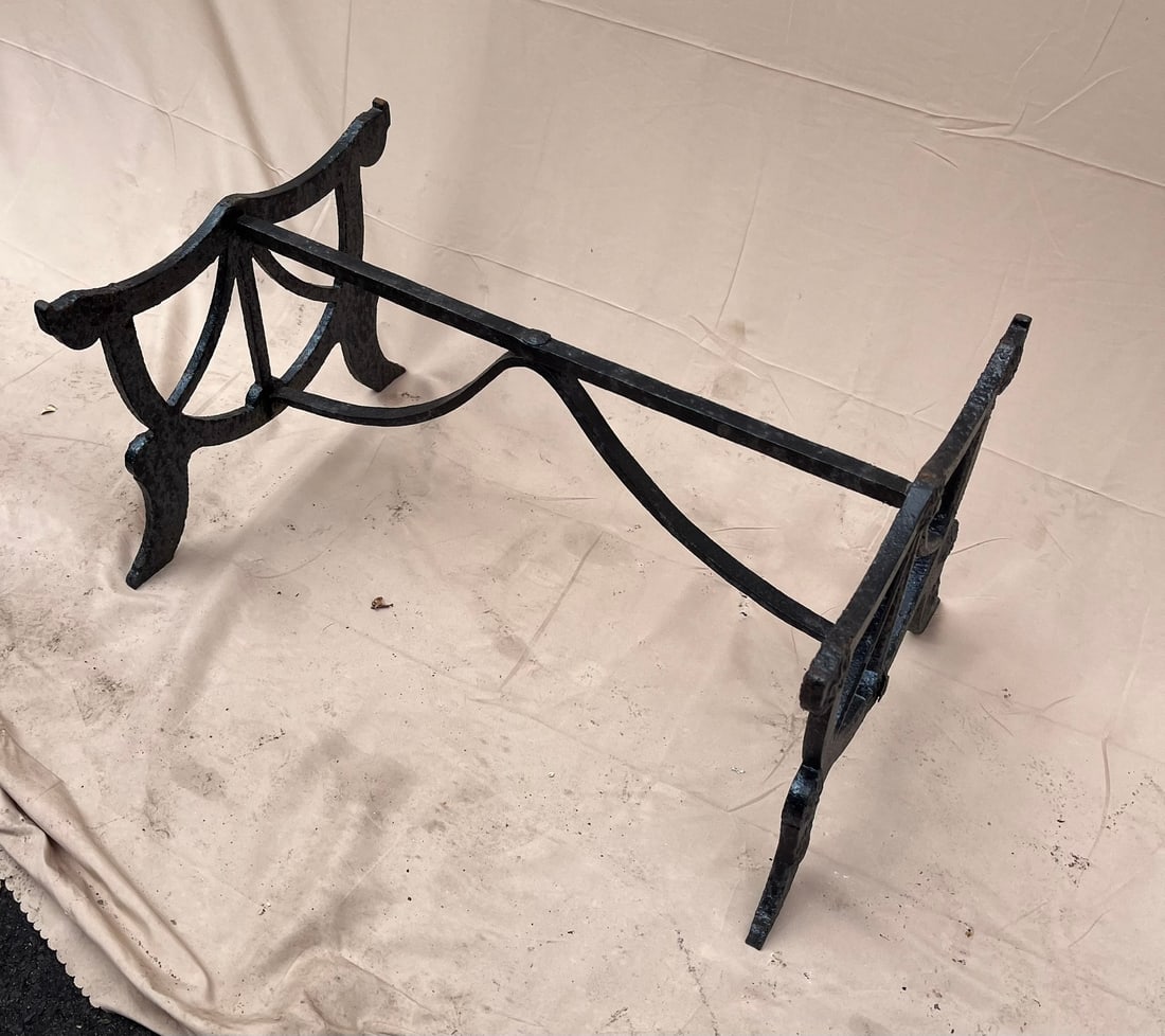 Cast Iron Low Table Base (1 of 2)