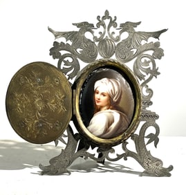 German Dresden Porcelain Plaque of Beatrice Censi