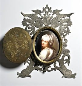 Dresden Porcelain Portrait of Beatrice Censi
