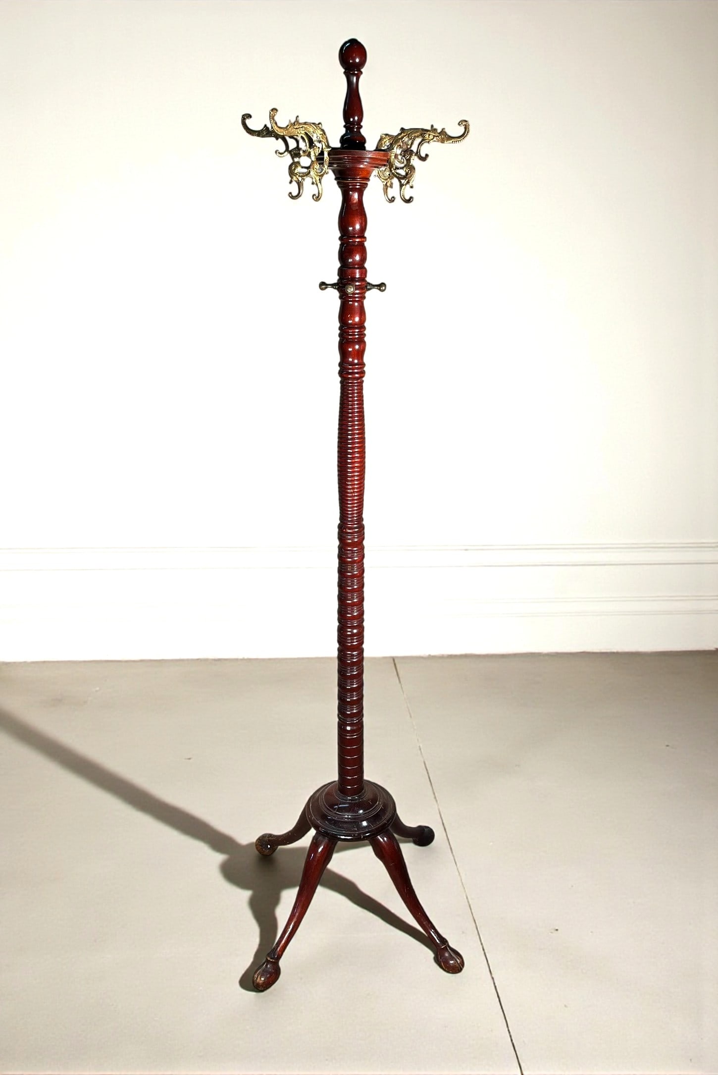 Coat Stand (1 of 5)