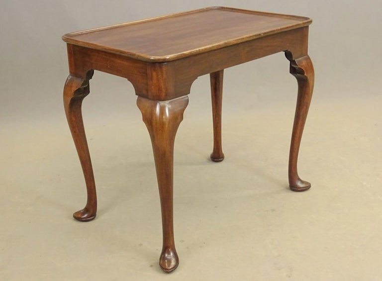 Queen Anne Style Side Table - 2