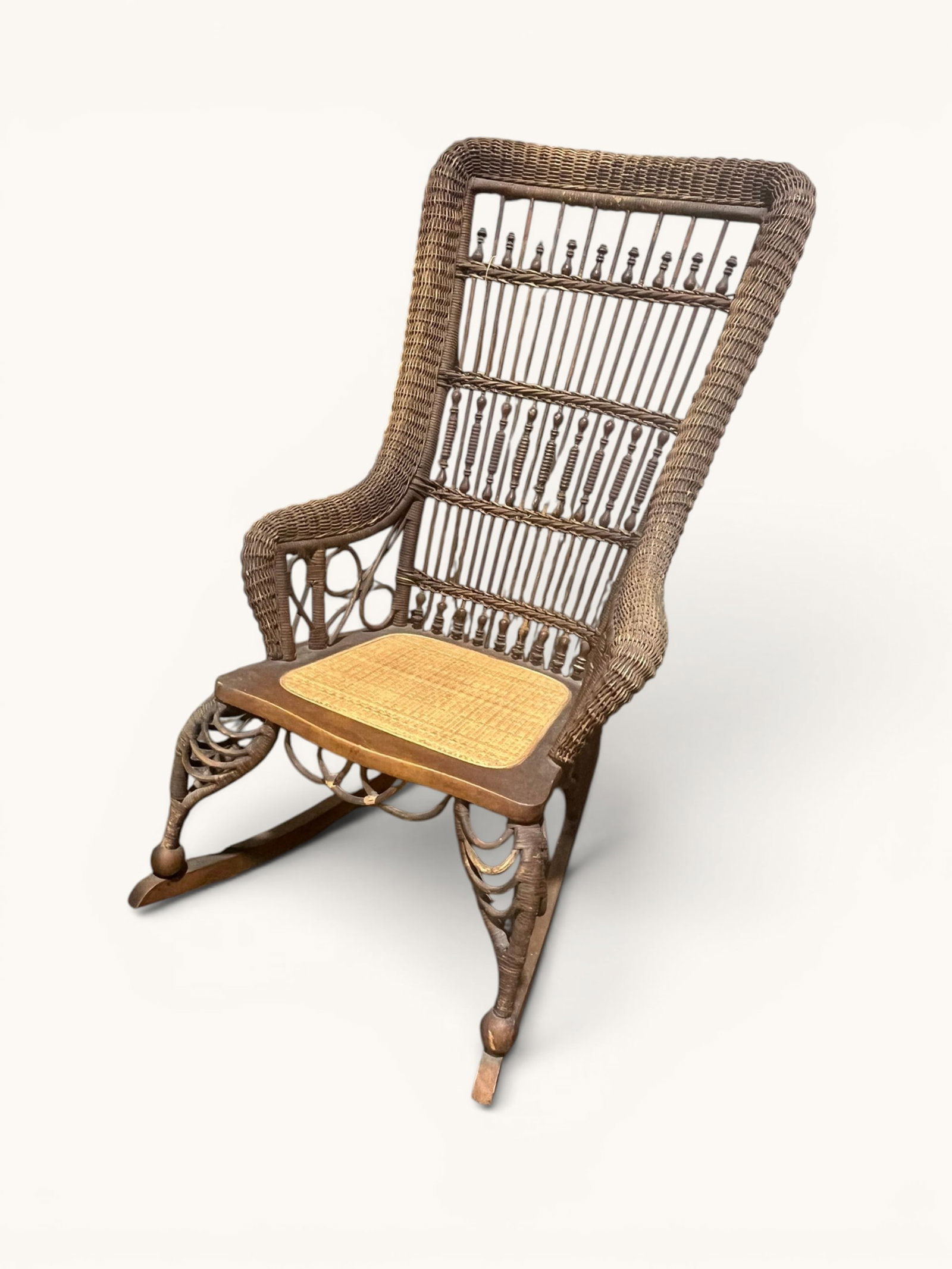 Haywood Wakefield Wicker Rocker (1 of 5)
