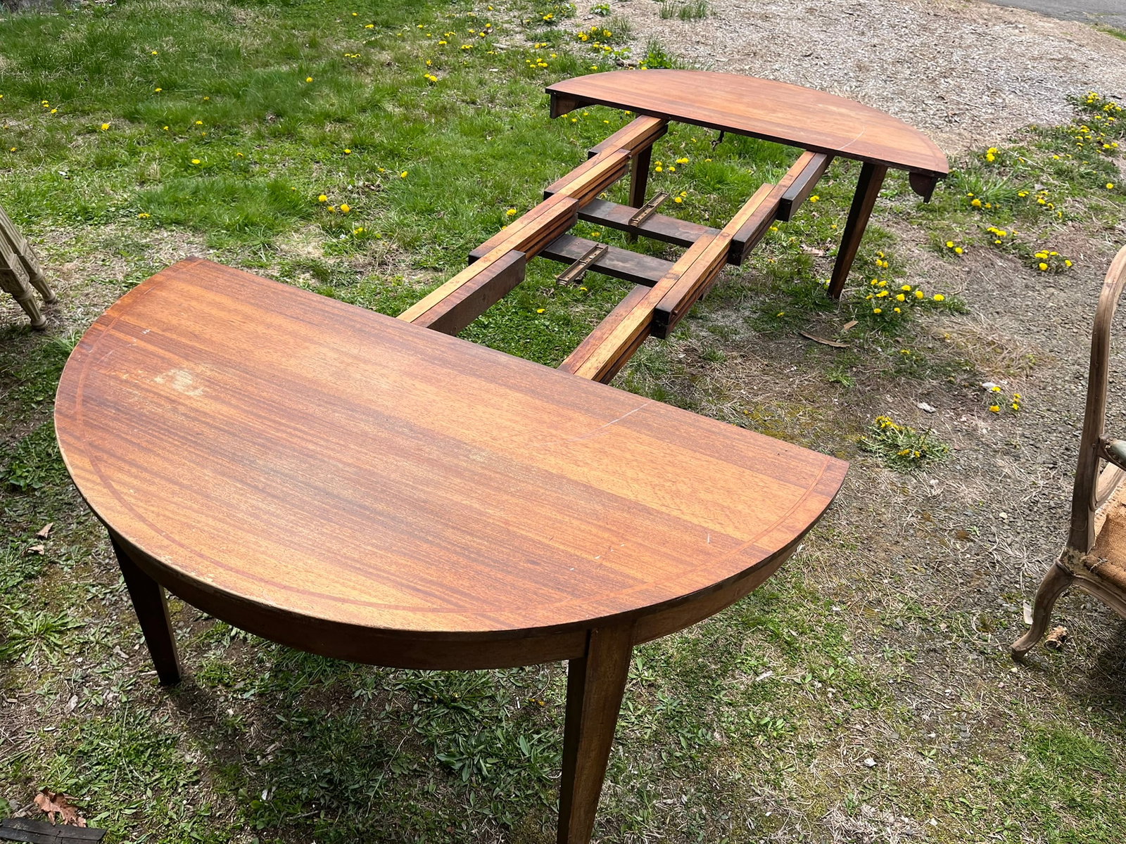 Circular Dining Table - 4