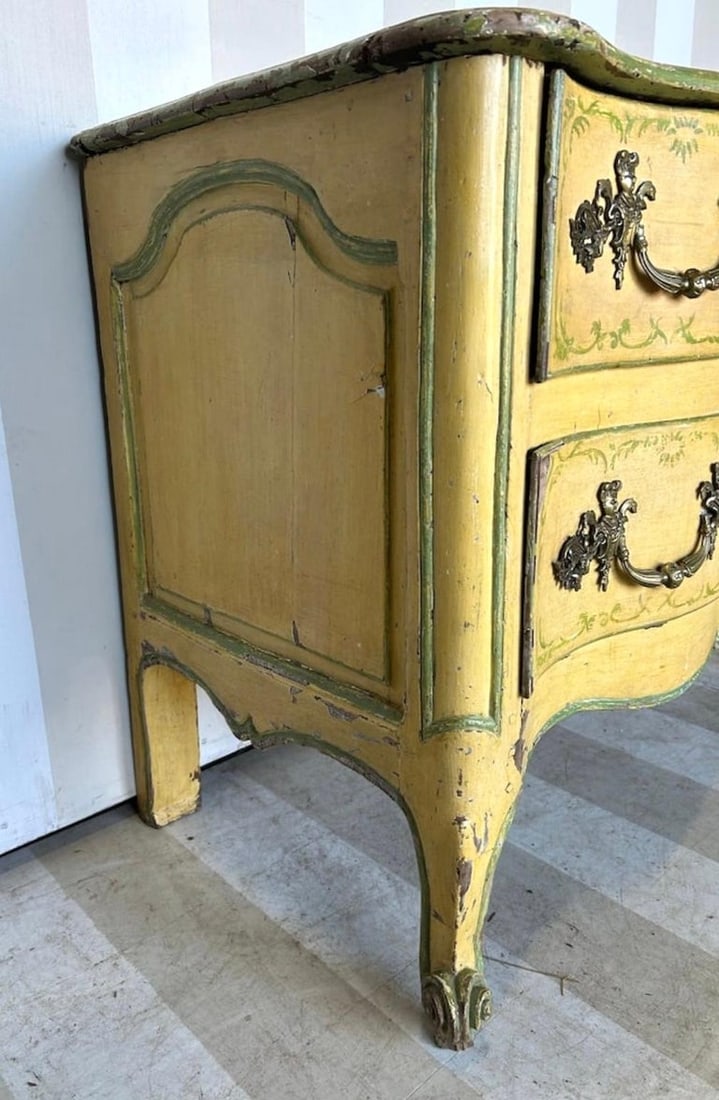 Louis XV Painted Commode, Circa 1760 - 3