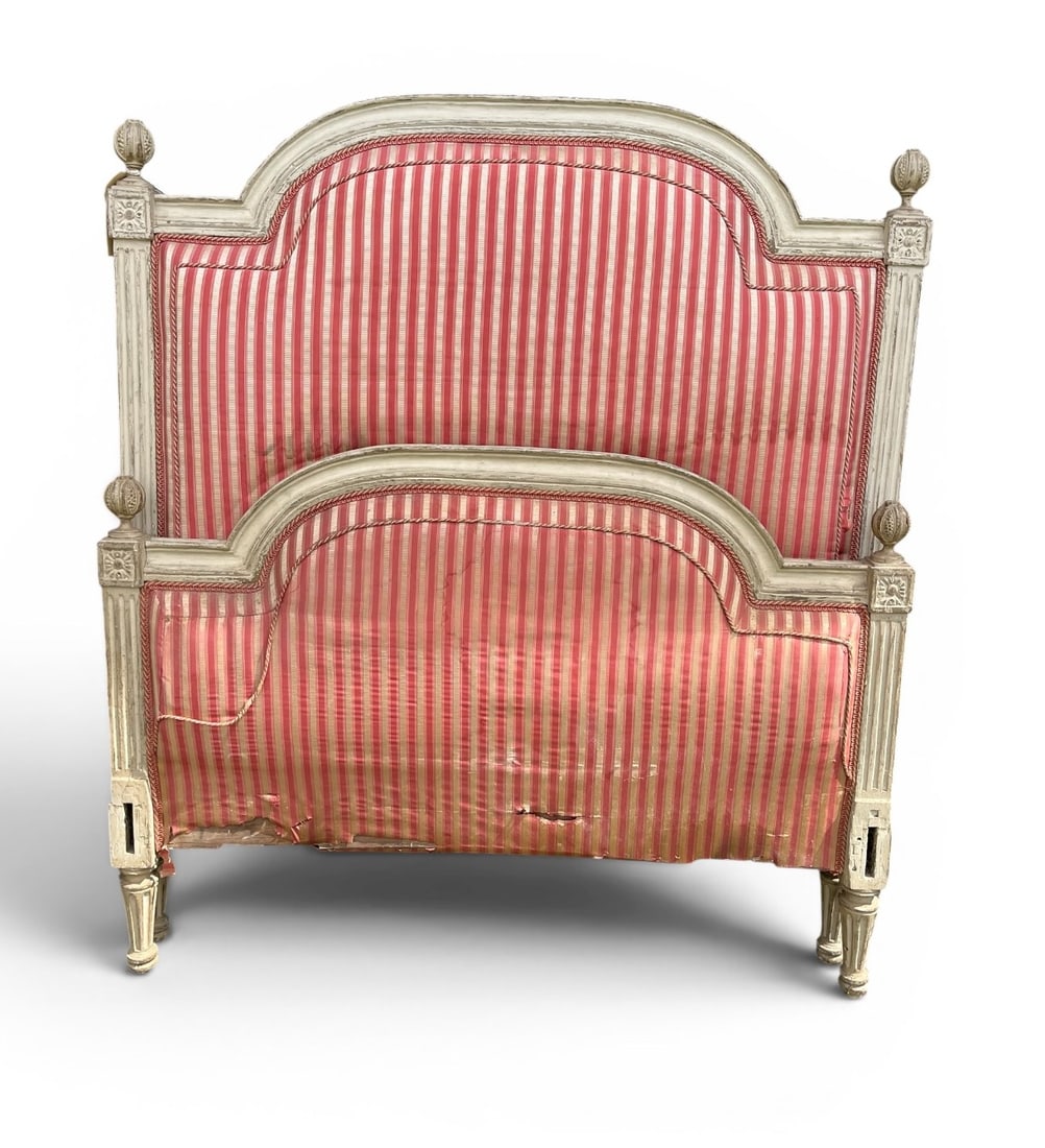 Louis XVI Day Bed (1 of 7)