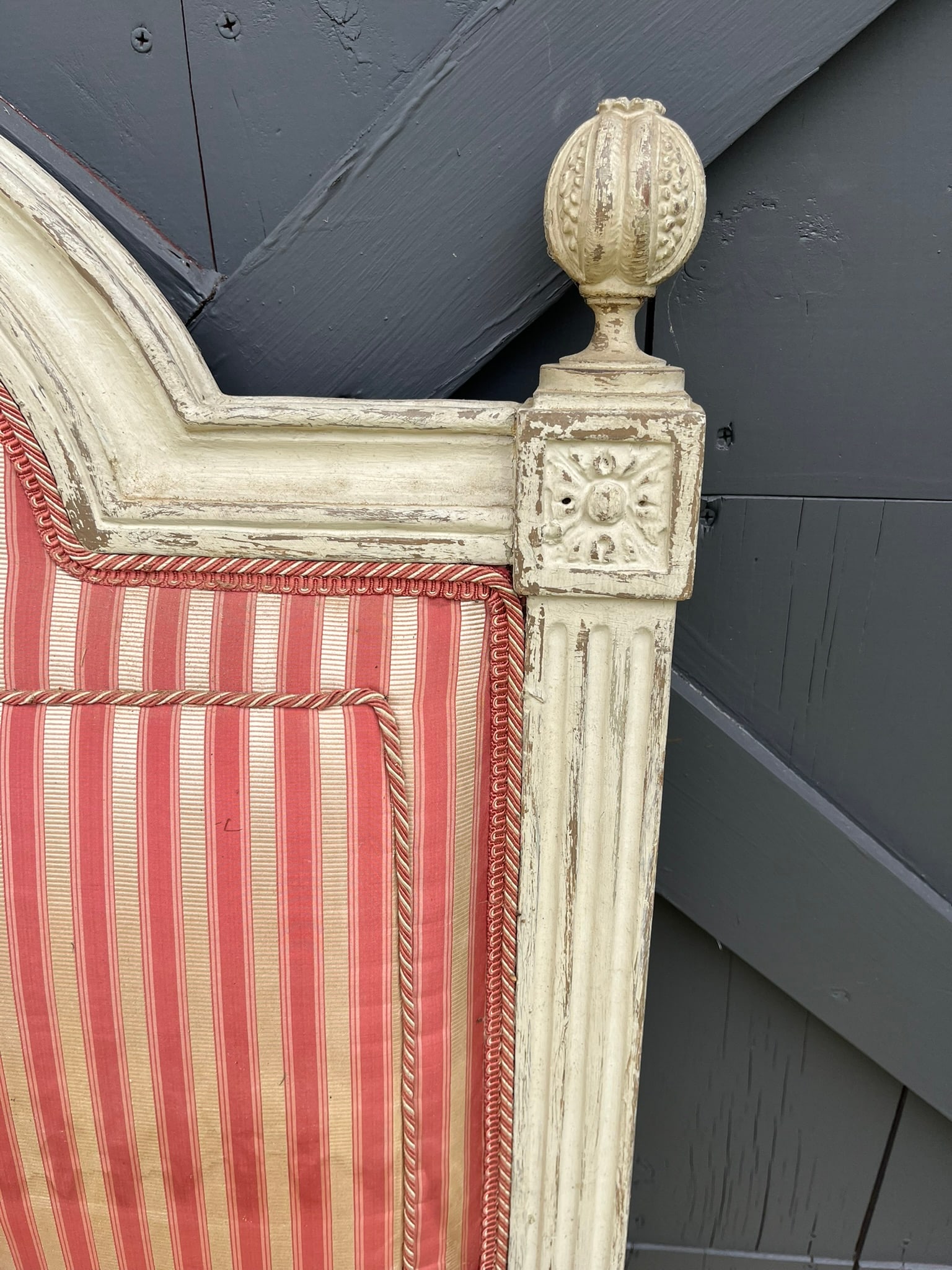 Louis XVI Day Bed - 3