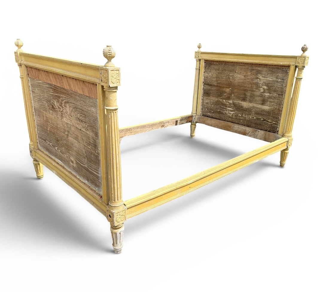 Louis XVI Day Bed (1 of 10)