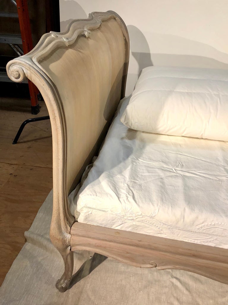 Louis XV Style Day Bed - 5
