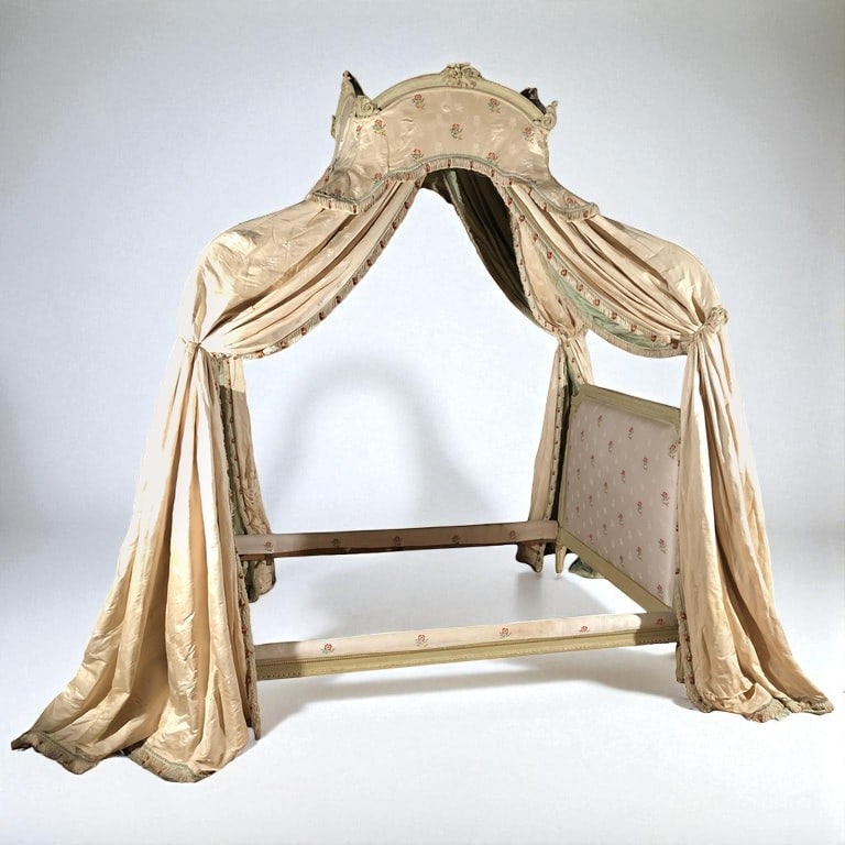 French Louis XVI Style Canopy Bed, Lit a Polonaise (1 of 9)