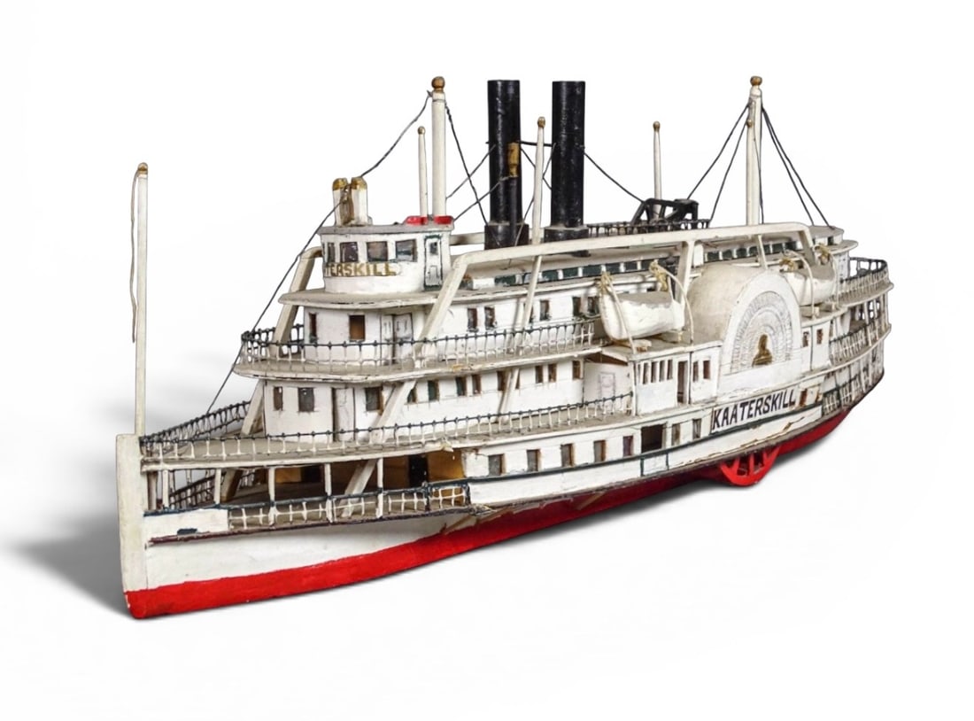 Model Side-Wheeler (1 of 5)