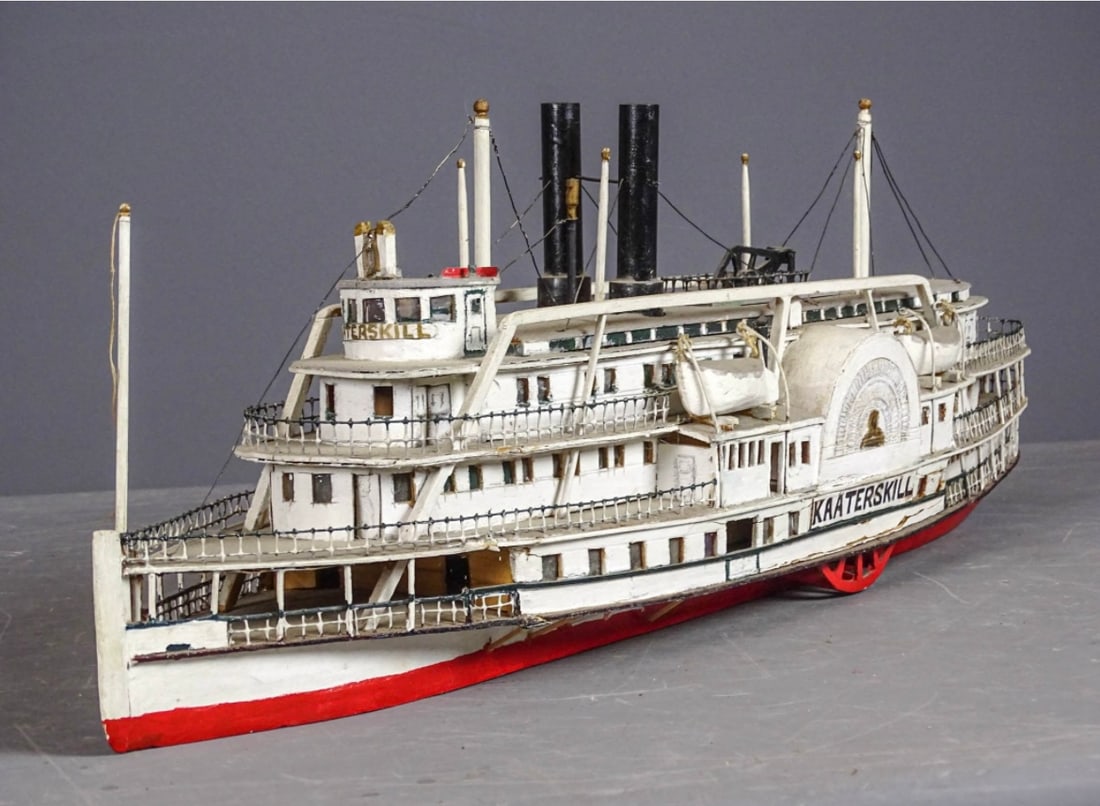Model Side-Wheeler - 3