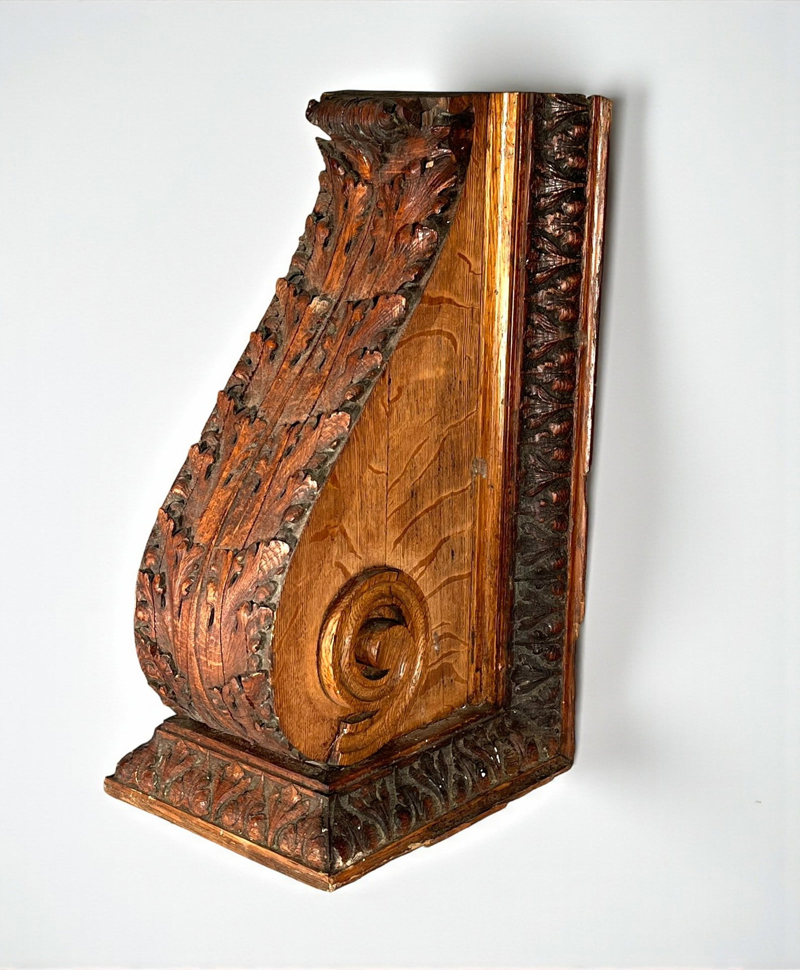 Antique Oak Corbel (1 of 3)