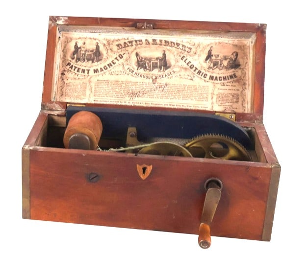 Antique Quack Medicine Magneto: An antique quack medicine "Magneto" machine, generates electric current to cure diseases. Circa 1900. 4.5" x 9.5" x 6.5" h