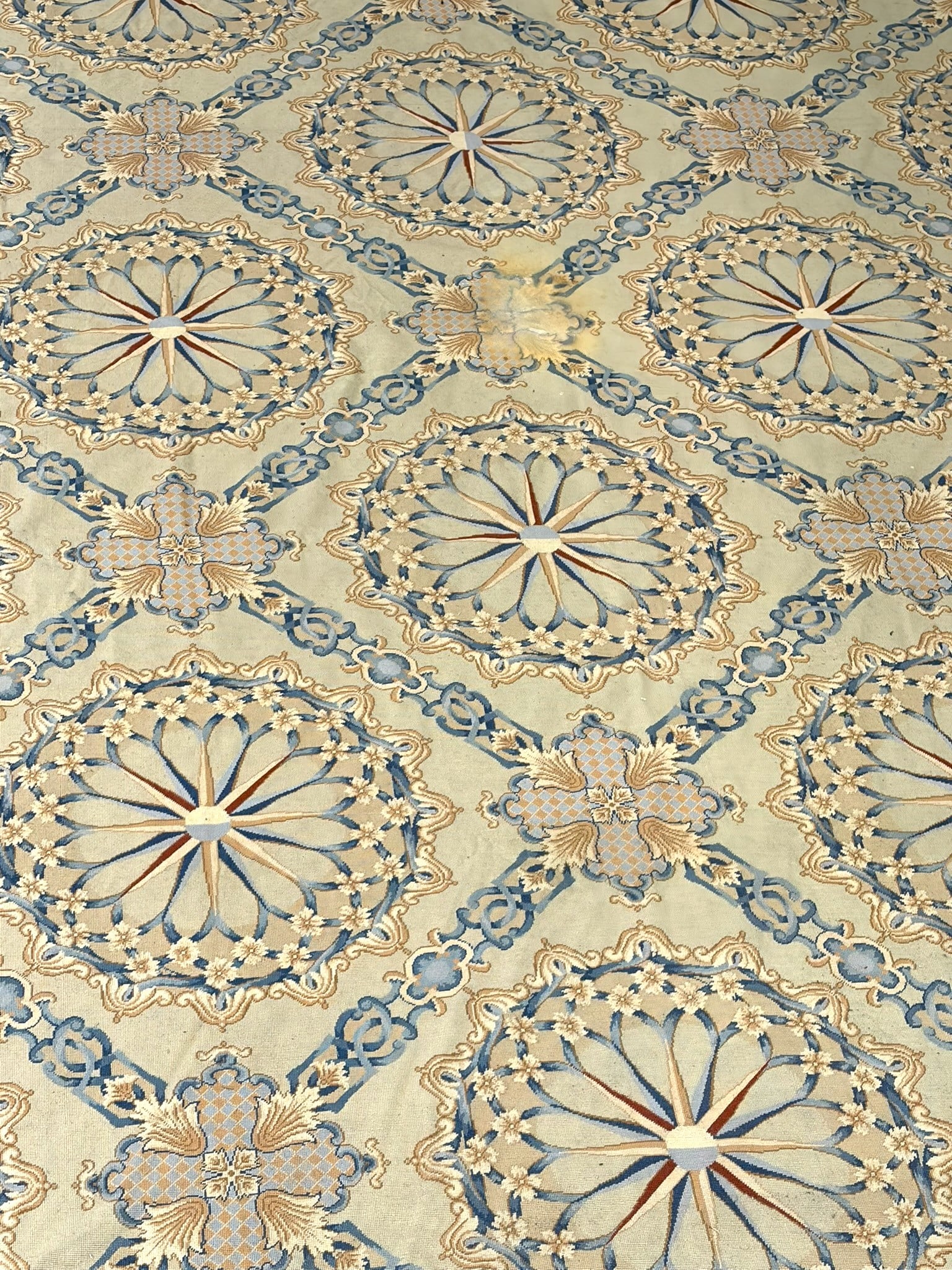 Palace Size Stark Aubusson - 4