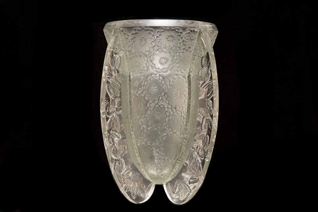Lalique "Papillon"  Vase" (1 of 11)