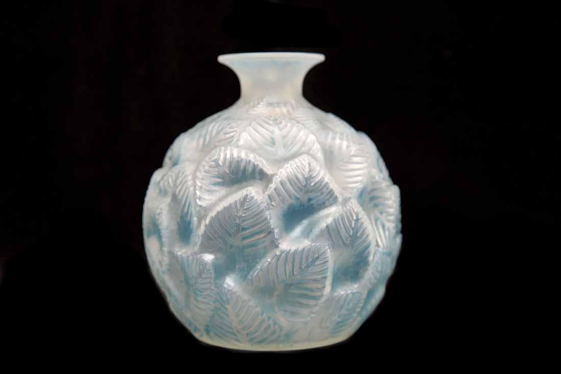 Lalique  "Ormeaux" Vase and "Nefliers" Vase (1 of 8)