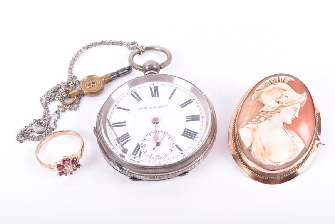 A 9ct yellow gold, diamond, and ruby cluster ring  size (1 of 5)