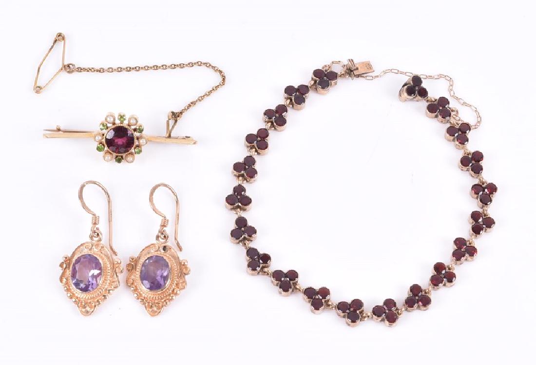 A late 19th / early 20th century 15ct yellow gold, (1 of 3)