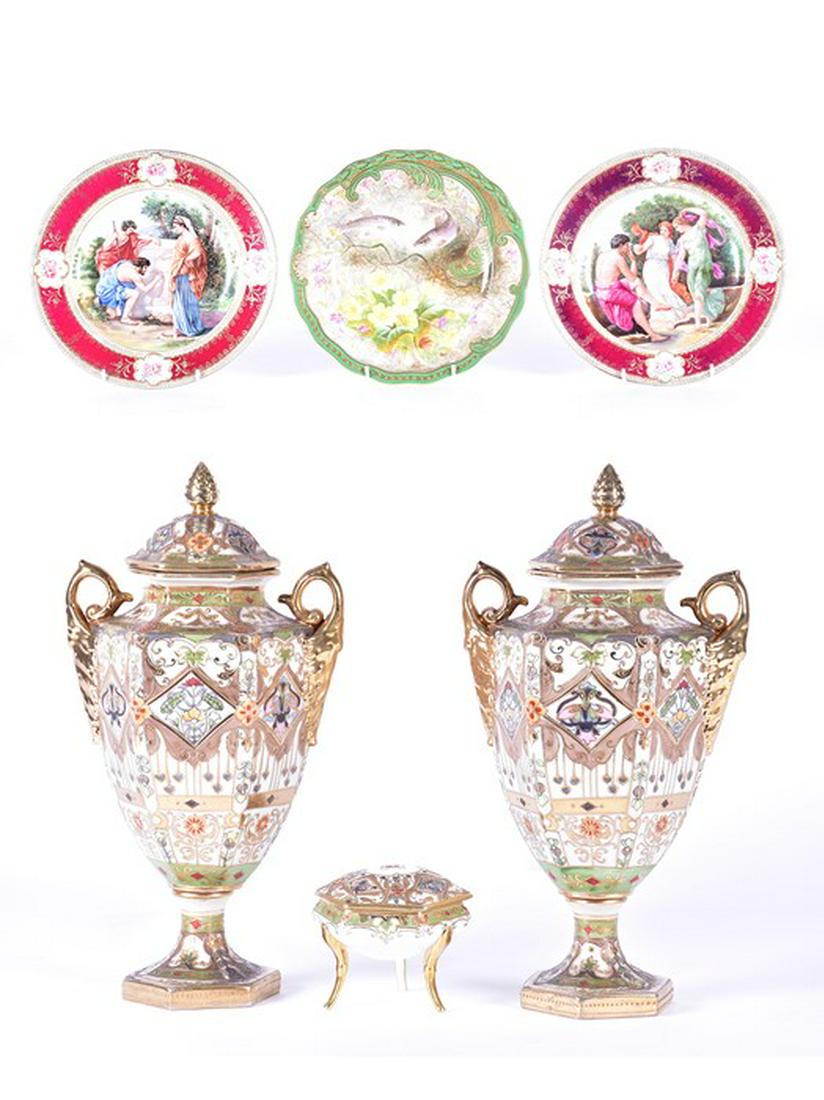 A pair of Royal Vienna porcelain plates  with central (1 of 20)