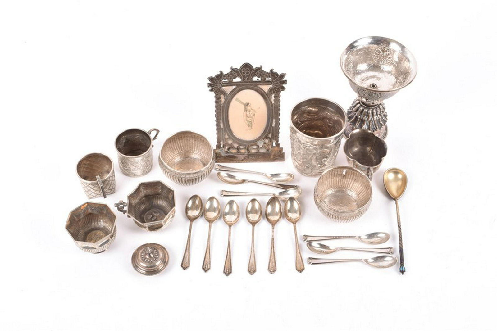 A group of various silver and white metal items  to (1 of 9)