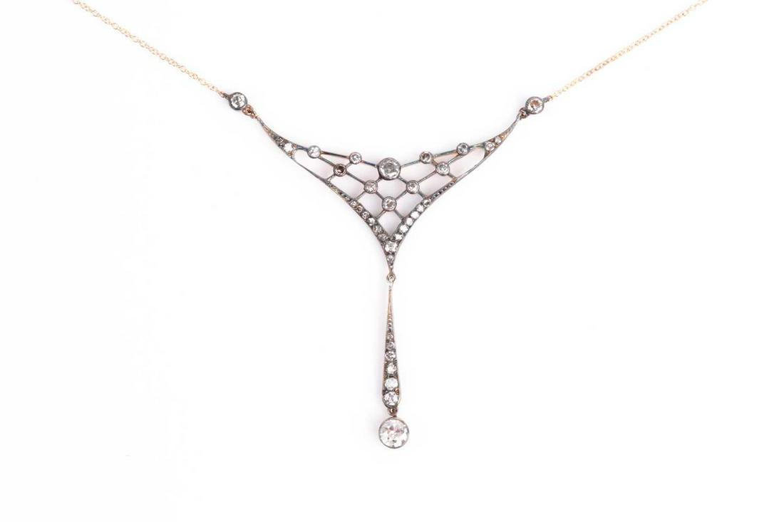A Belle Epoque style diamond necklace, the principle (1 of 7)