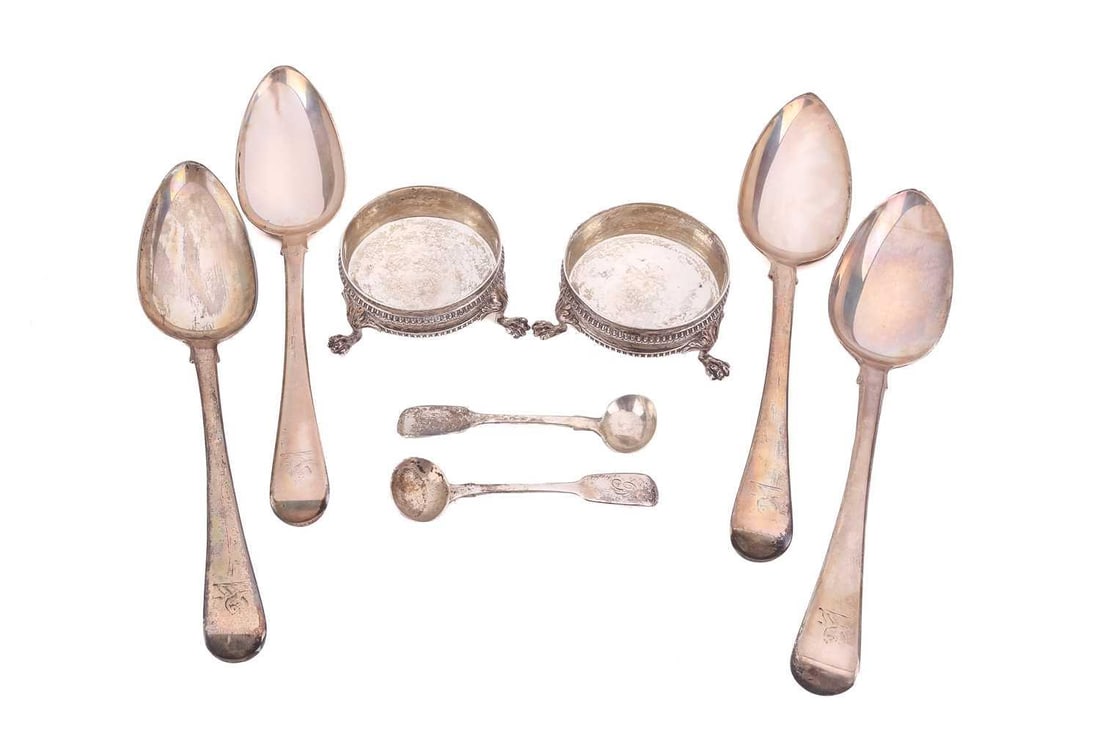 A pair of Victorian circular silver table salts, London 1872 by Frederick Elkington, each with: A pair of Victorian circular silver table salts, London 1872 by Frederick Elkington, each with engraved decoration and gadrooned girdles, on lions paw supports, together with a set of four "Old Englis