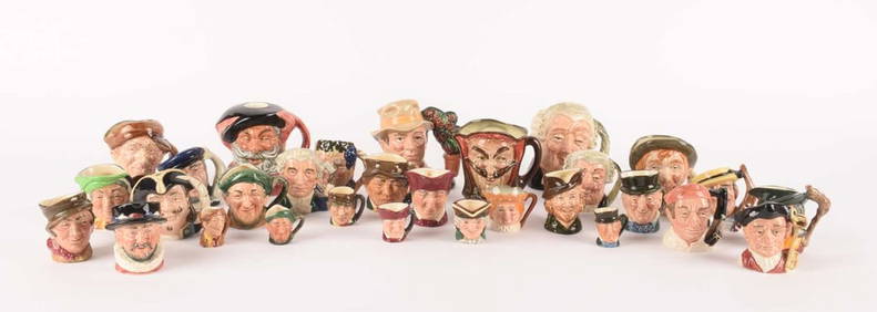 Royal Doulton: A large collection of character jugs consisting of Mephistopheles (D5757), Pied Piper (1 of 19)