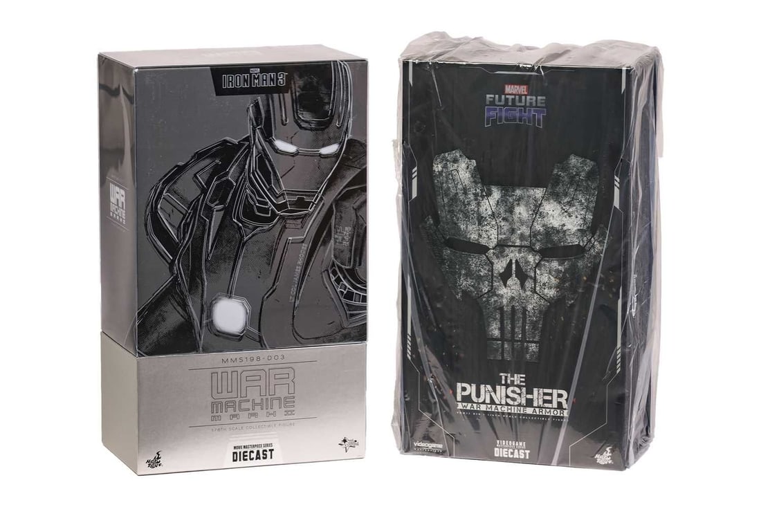 A Marvel Iron Man 3 Hot Toys War Machine Mark II 1:6 scale collectible figure, MMS198-D03, in (1 of 3)