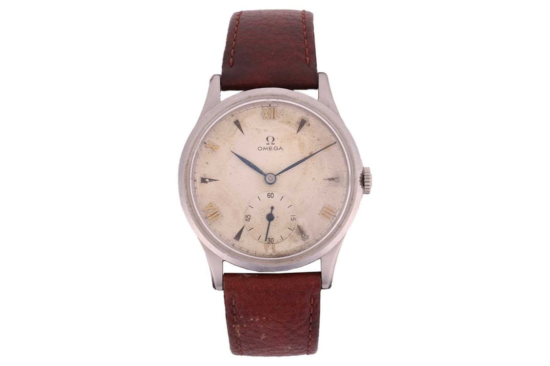 Omega Tresor/Classic Wrist Watch Reference: 10330749 Serial: 9536785 Bezel: Smooth Year: circa 1940s (1 of 10)