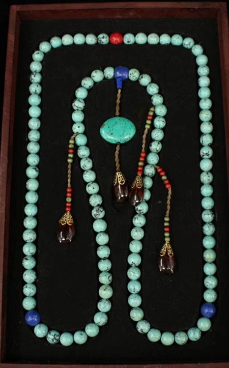 Qing dynasty Court royal style a precious turquoise nec (1 of 8)