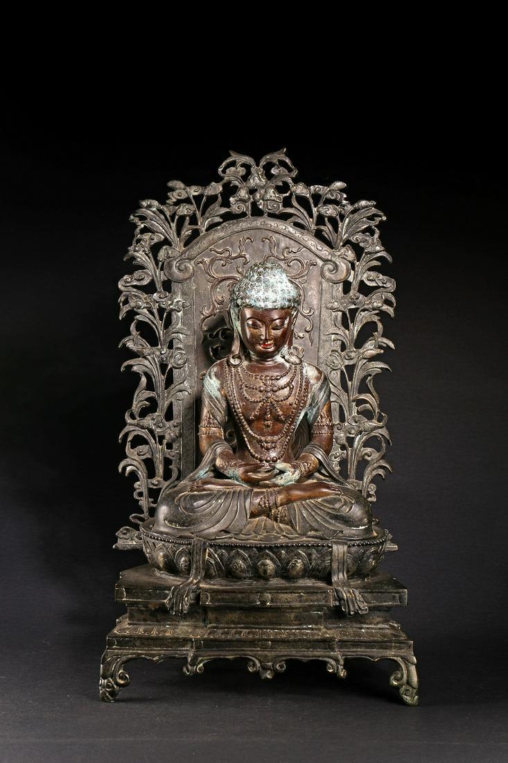 CHINESE BRONZE FIGURE OF AMITABHA WITH BACKPLATE (1 of 14)