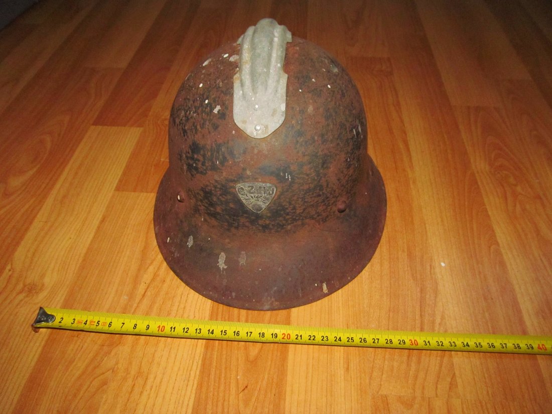 1930's Czech Fire Helmet WW2: 1930's Czech Fire Helmet with correct matching insignia and liner.